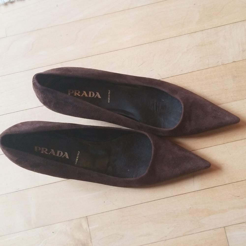 Prada Brown Suede Kitten Heels size 7.5 37.5